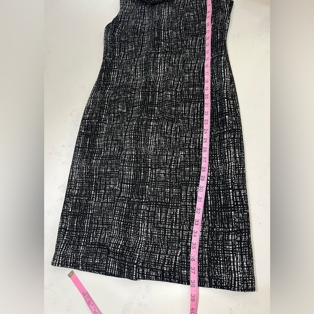 Willi Smith Black and White Sheath Dress with Cowl Neck - Picture 8 of 12